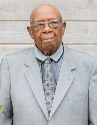 Robert T Williams Obituary